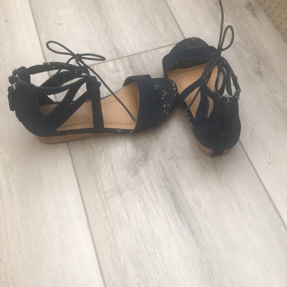 Girls Shoes Size 2 M